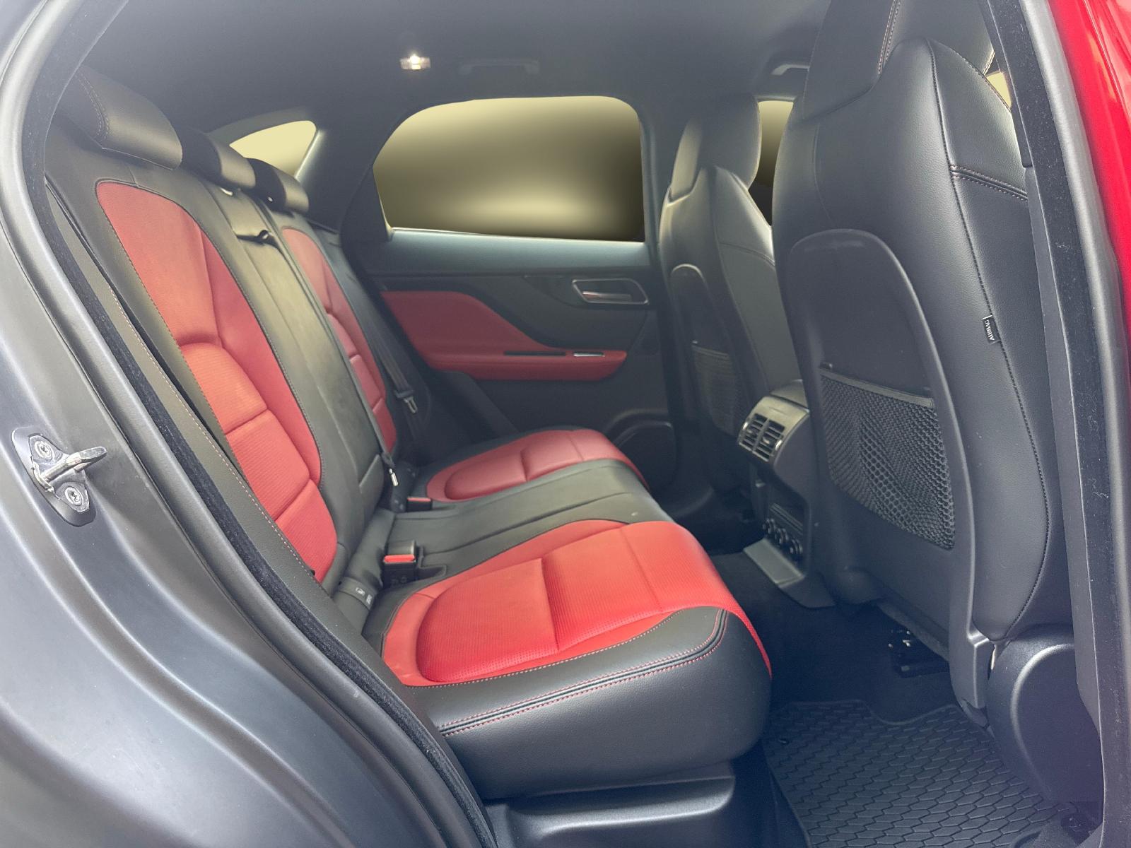 JAGUAR F-Pace 2.0 T 300 R-Sport AWD + Pneumatici invernali-image-10