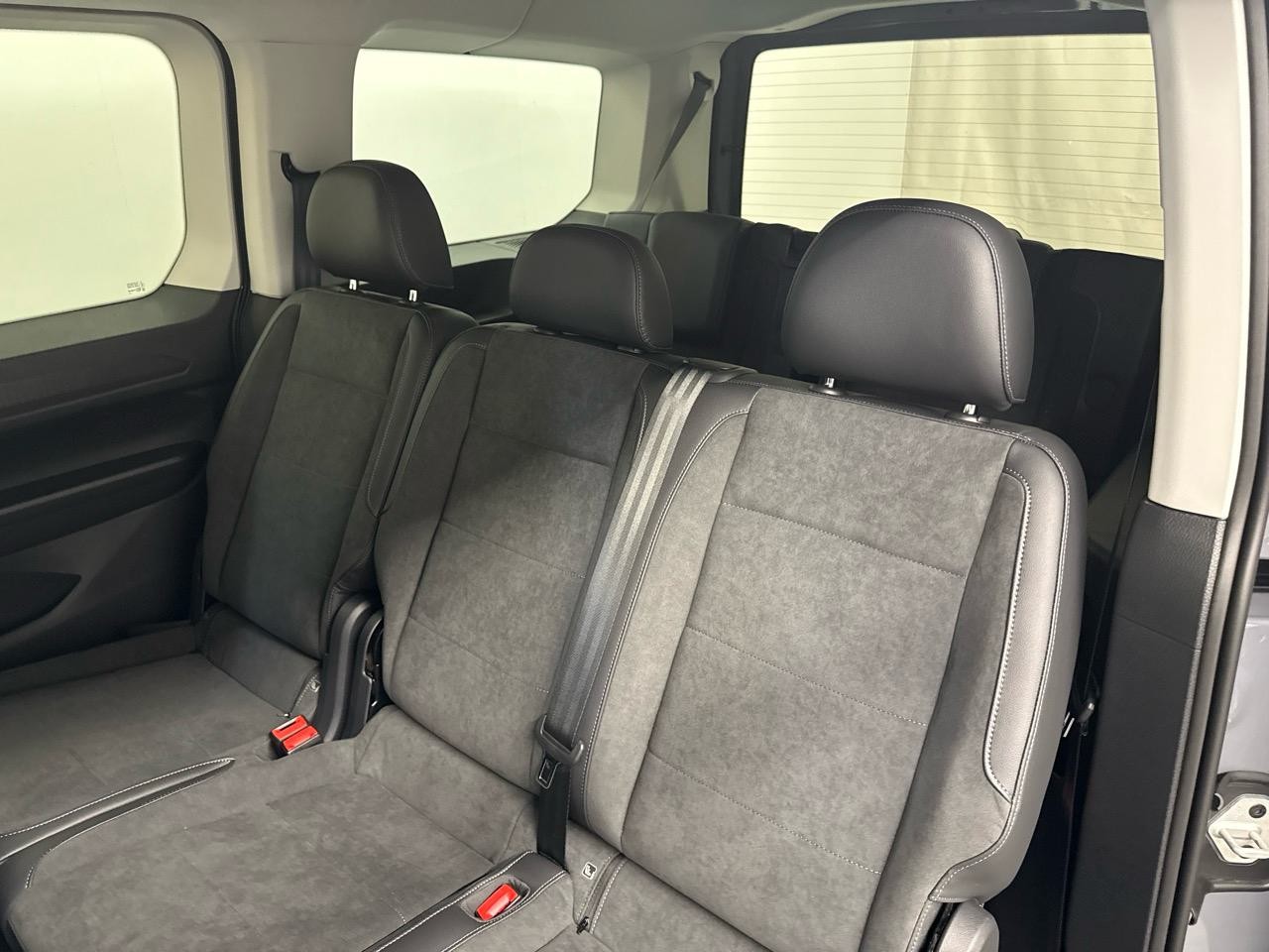 VW Caddy Maxi 1.5 TSI Style DSG-image-9