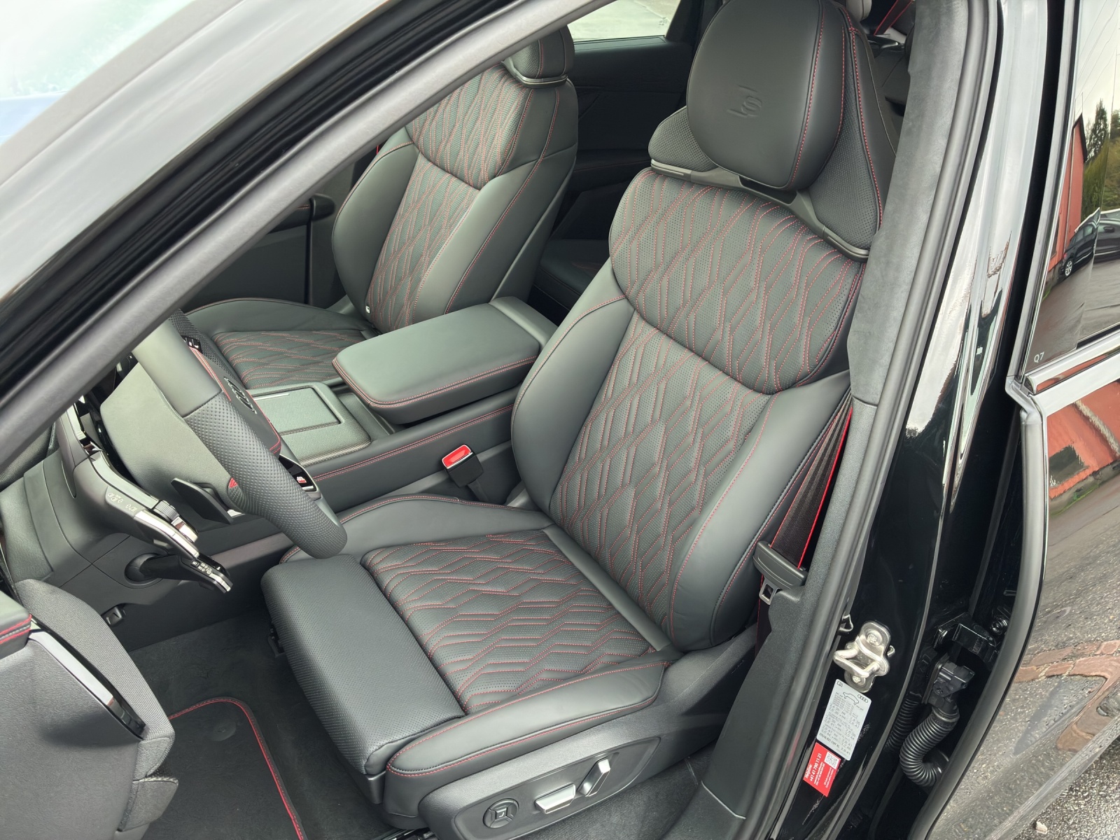 AUDI Q7 SUV TDI quattro 220 kW-image-11