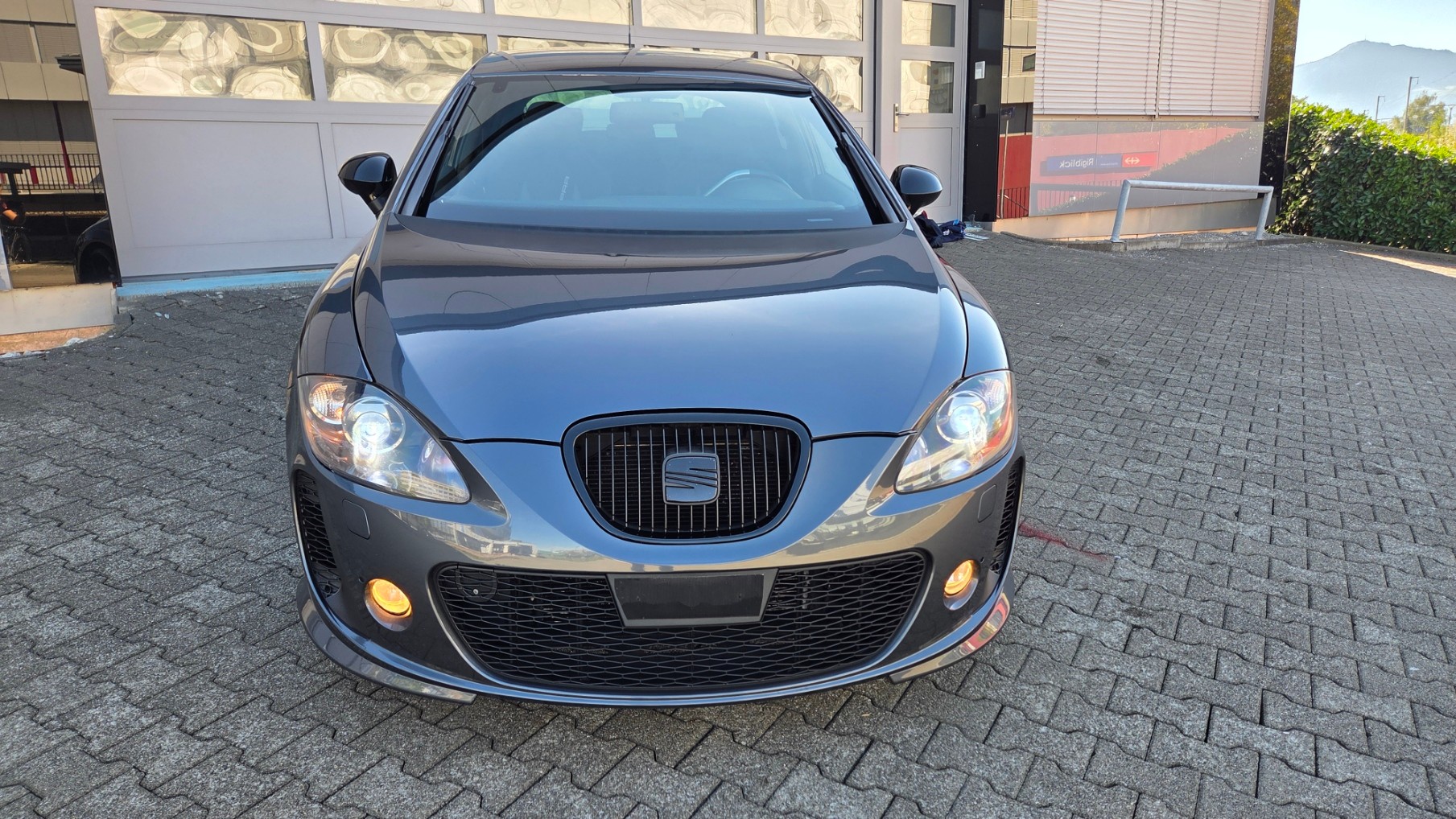 SEAT 2.0 TSI Cupra R-Evolution-image-6