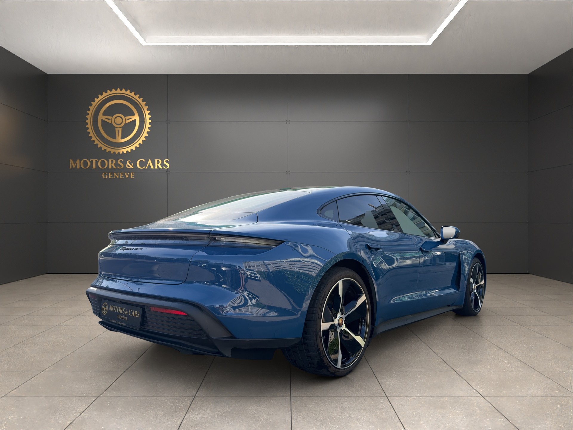 PORSCHE Taycan 4S-image-6