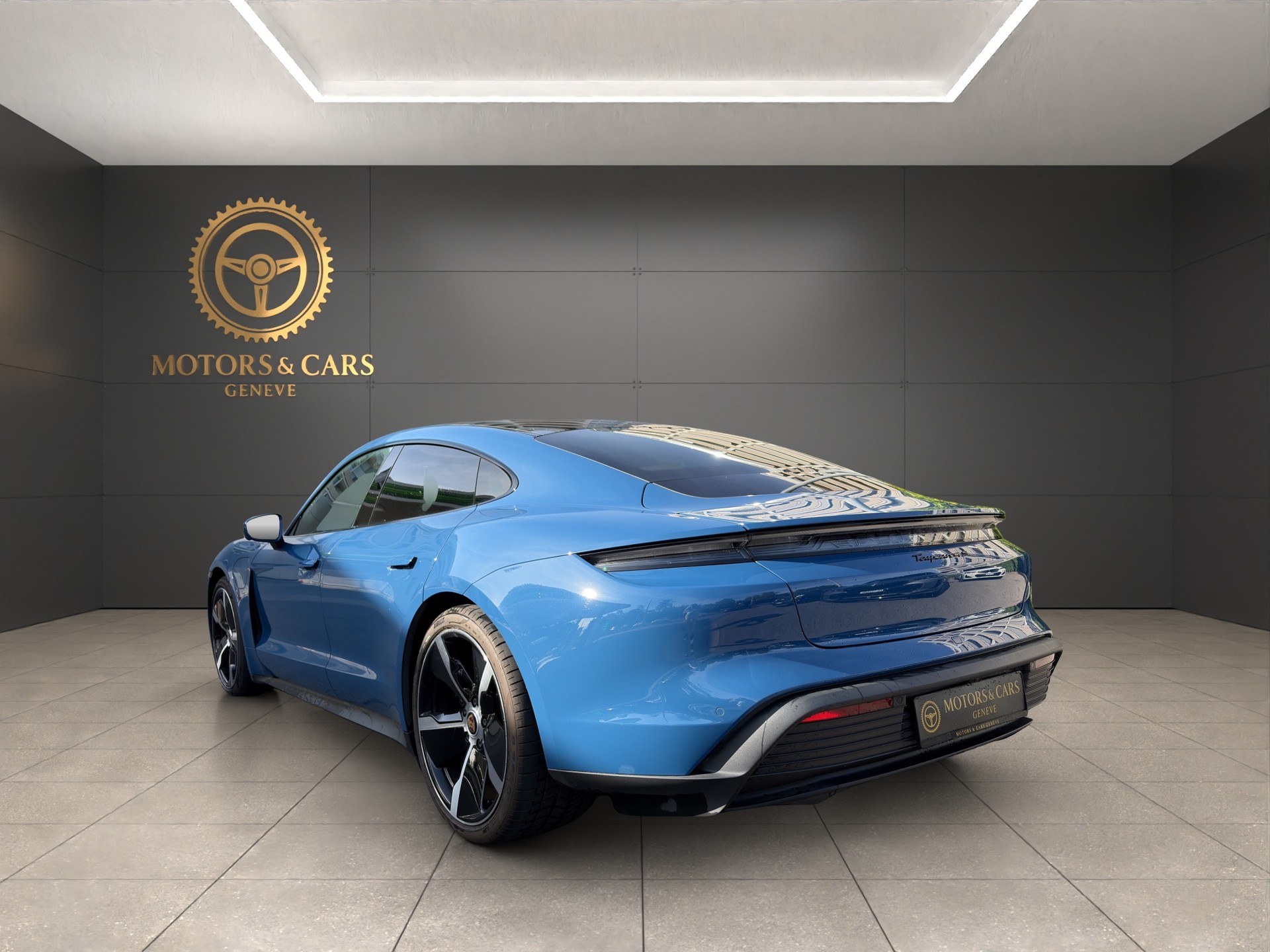 PORSCHE Taycan 4S-image-7