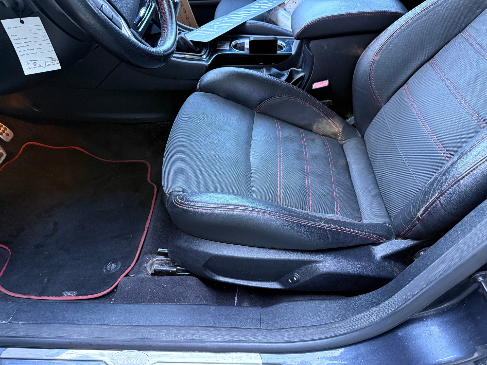 FORD Mondeo 2.2 TDCi 16V Titanium S-image-11