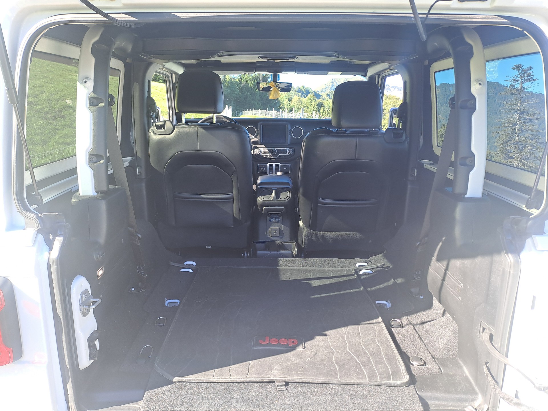 JEEP 2.2 MultiJet Rubicon-image-9