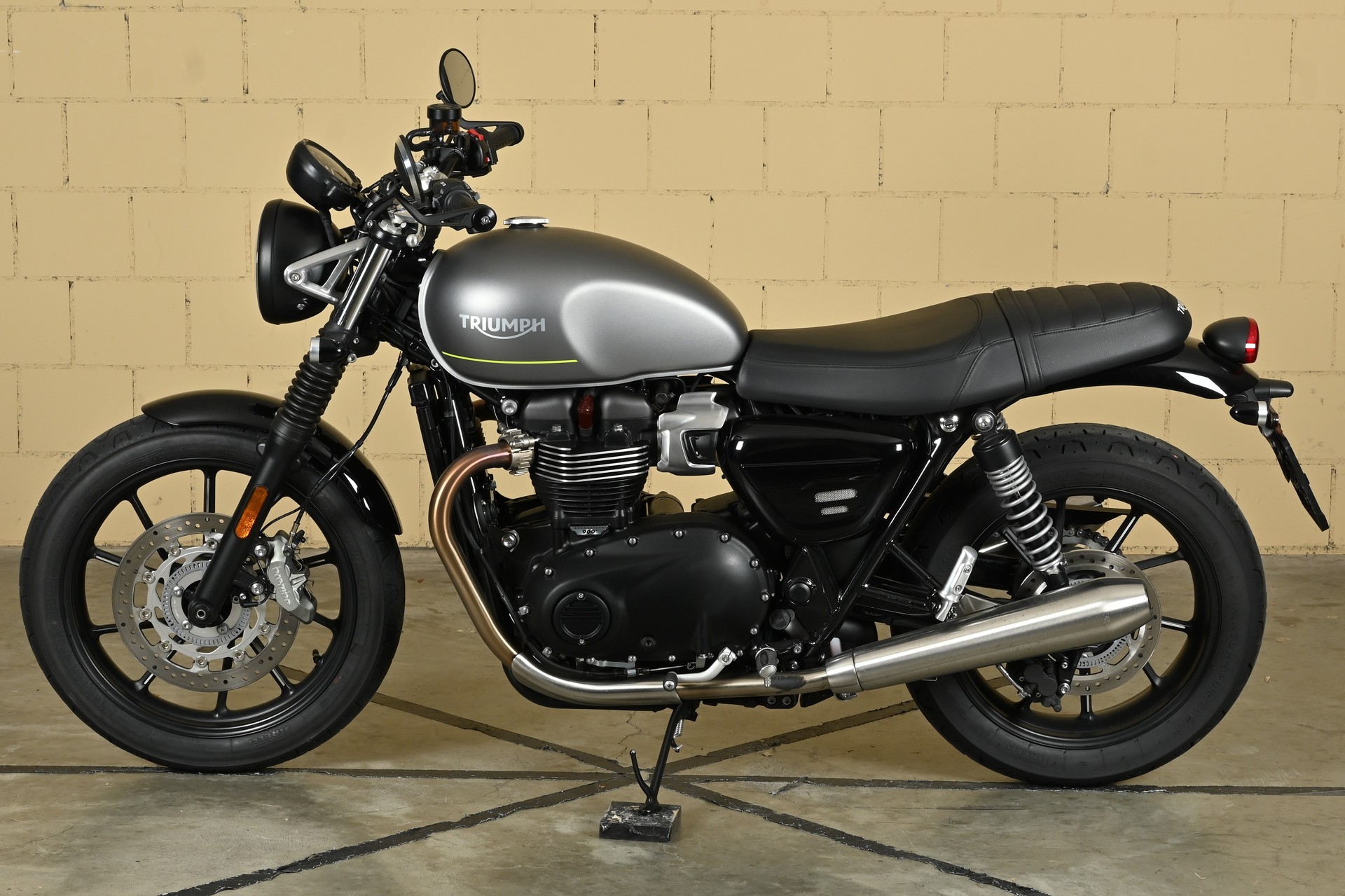 TRIUMPH Speed Twin 900 (35kW)-image-4