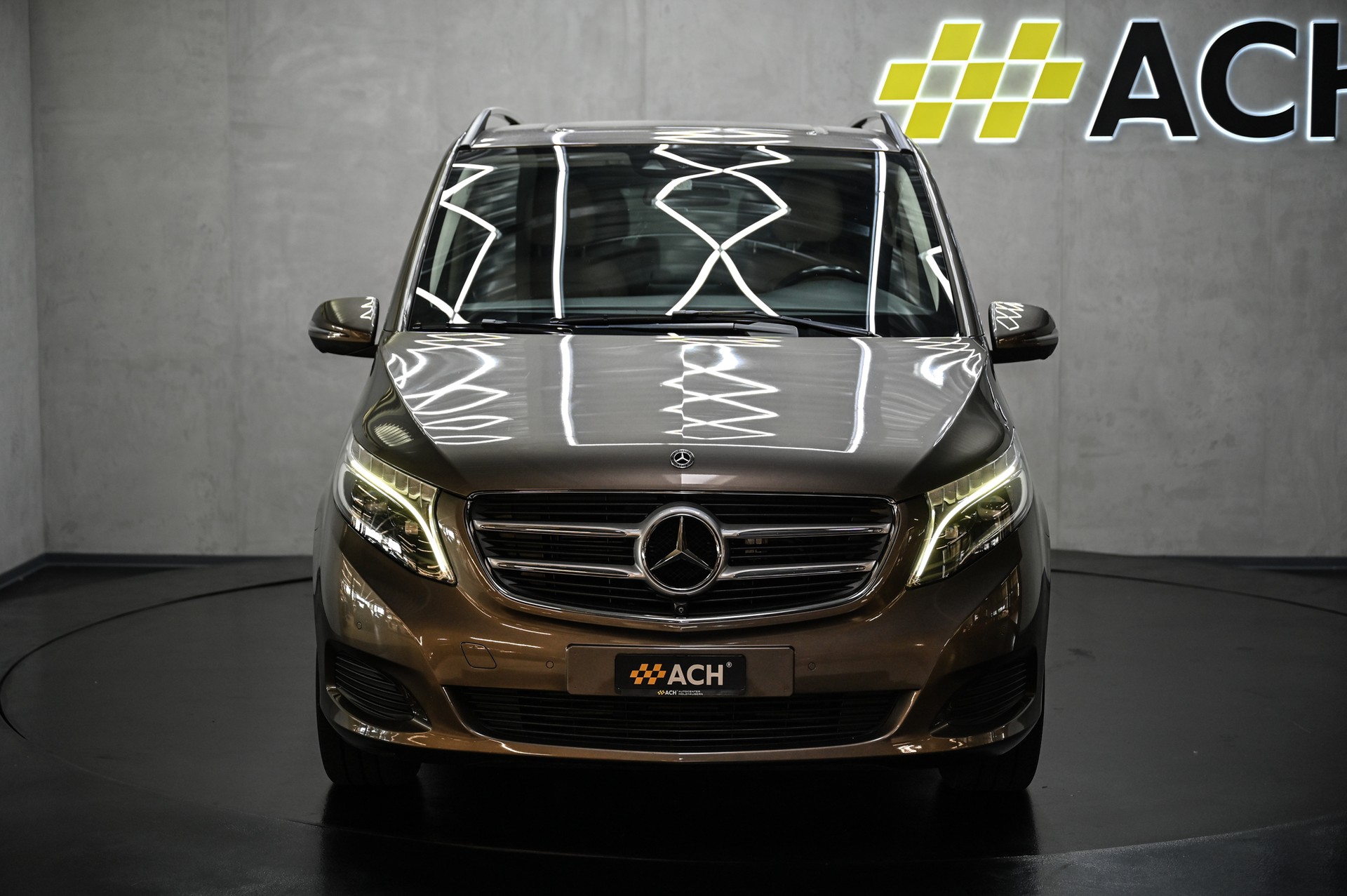 MERCEDES-BENZ V 250 d BlueTec Avant. lang 4m Van-image-1