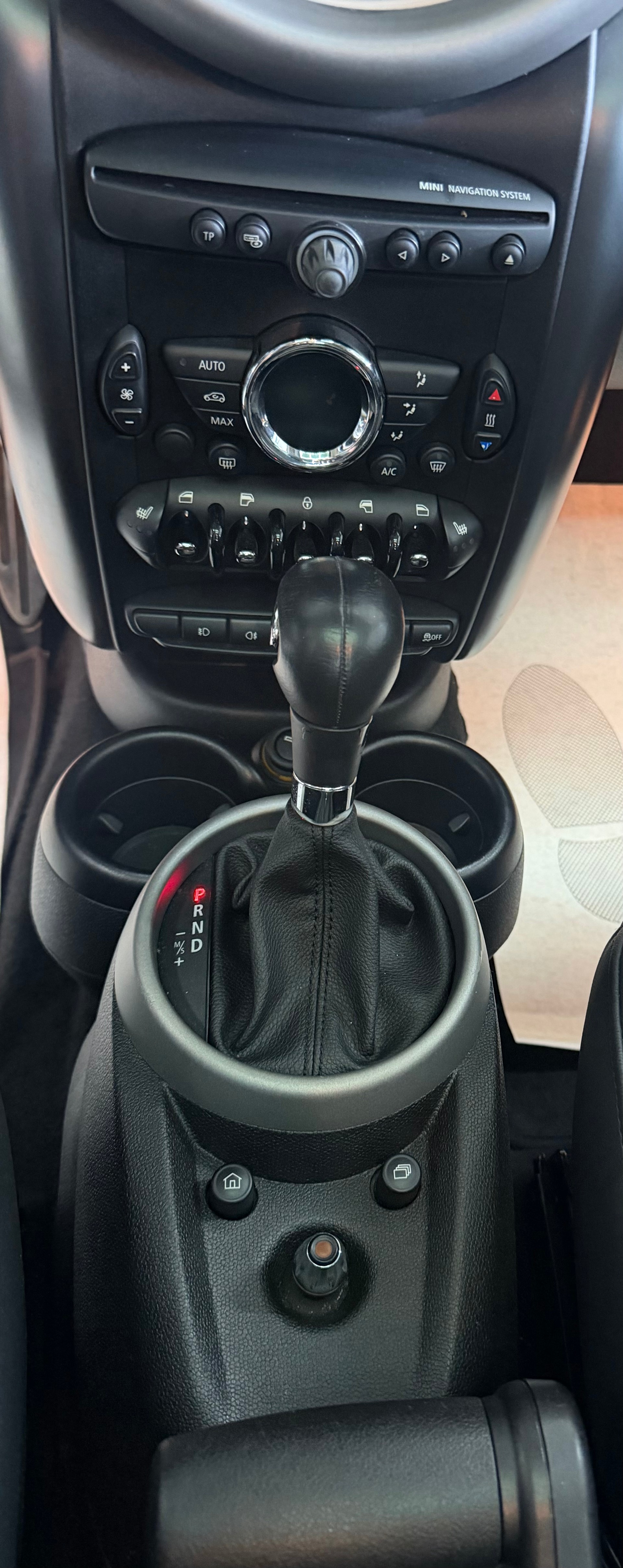 MINI Countryman Cooper S ALL4 Steptronic-image-10