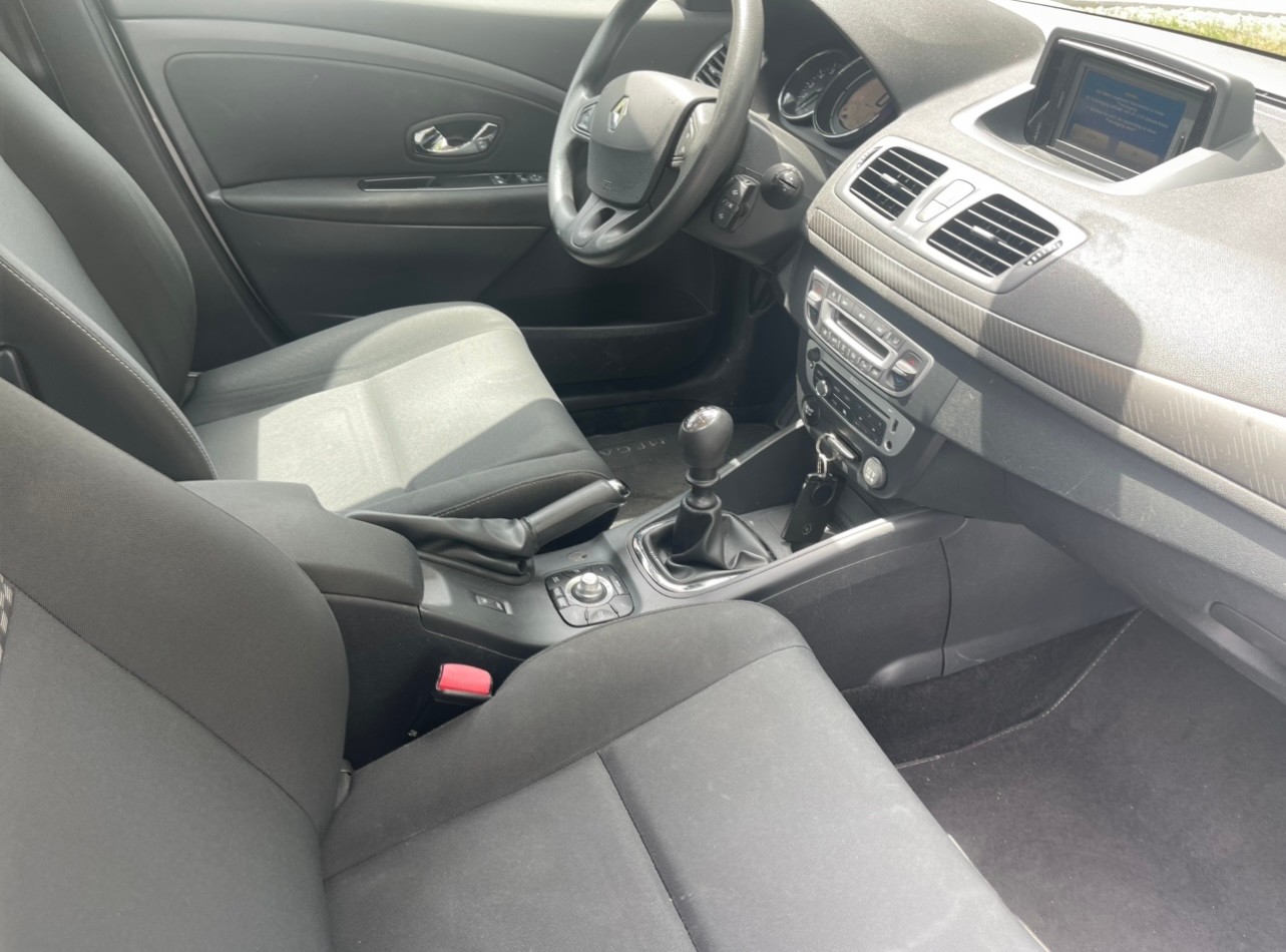 RENAULT Mégane Grandtour 1.2 16V Turbo Energy-image-10