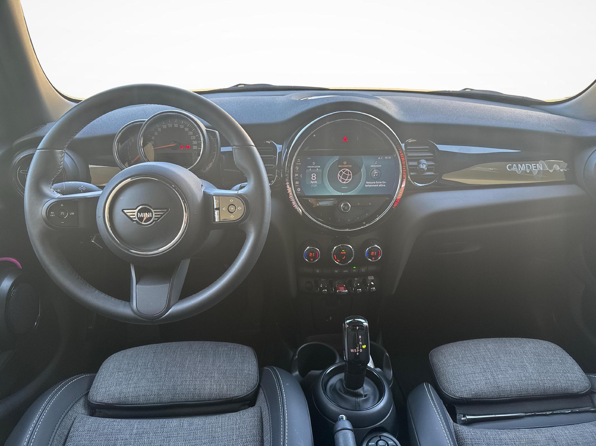 MINI F55 1.5i Cooper-image-13