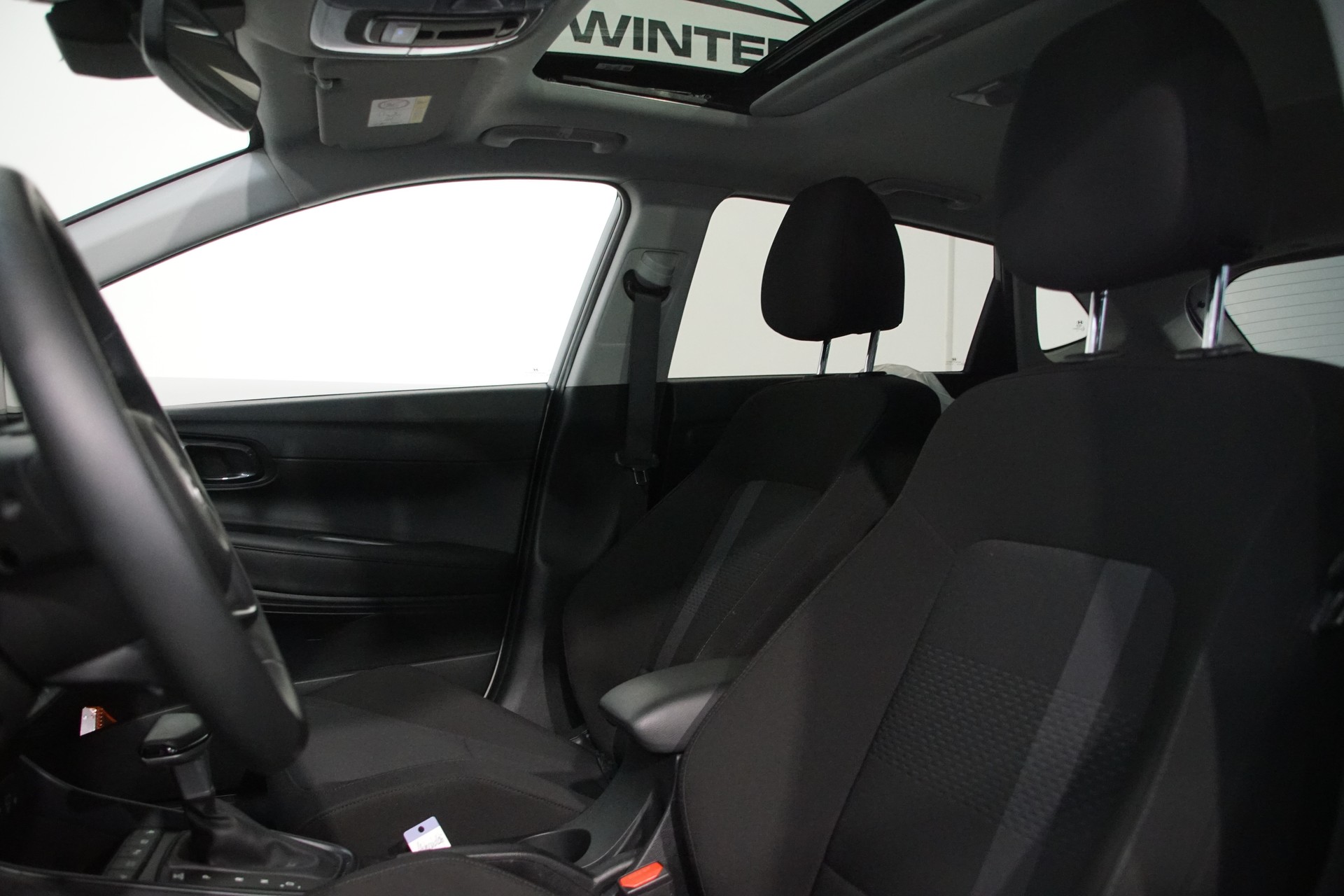 HYUNDAI i20 1.0 T-GDi Vertex DCT ++SWISS++-image-13