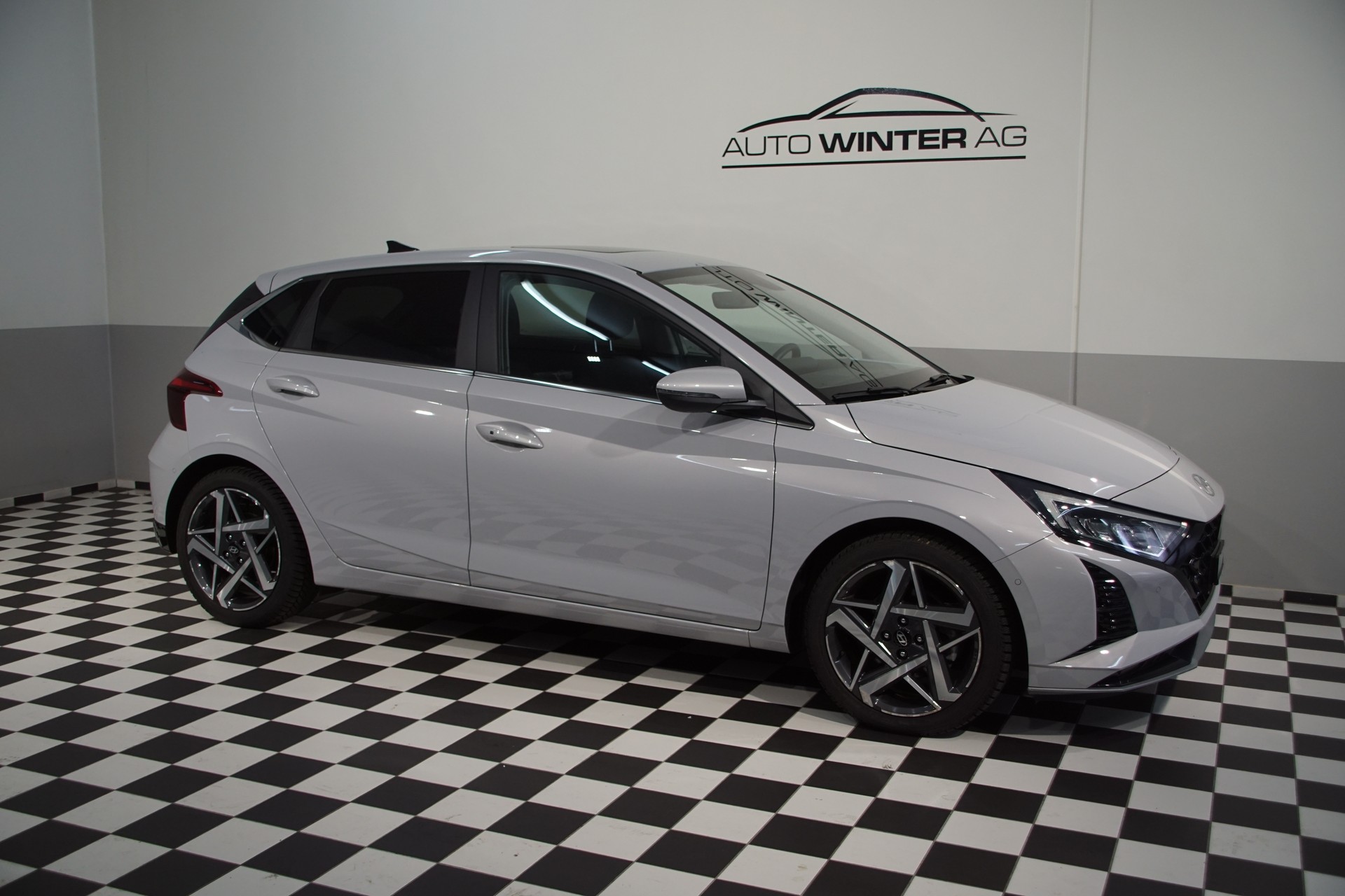 HYUNDAI i20 1.0 T-GDi Vertex DCT ++SWISS++-image-4