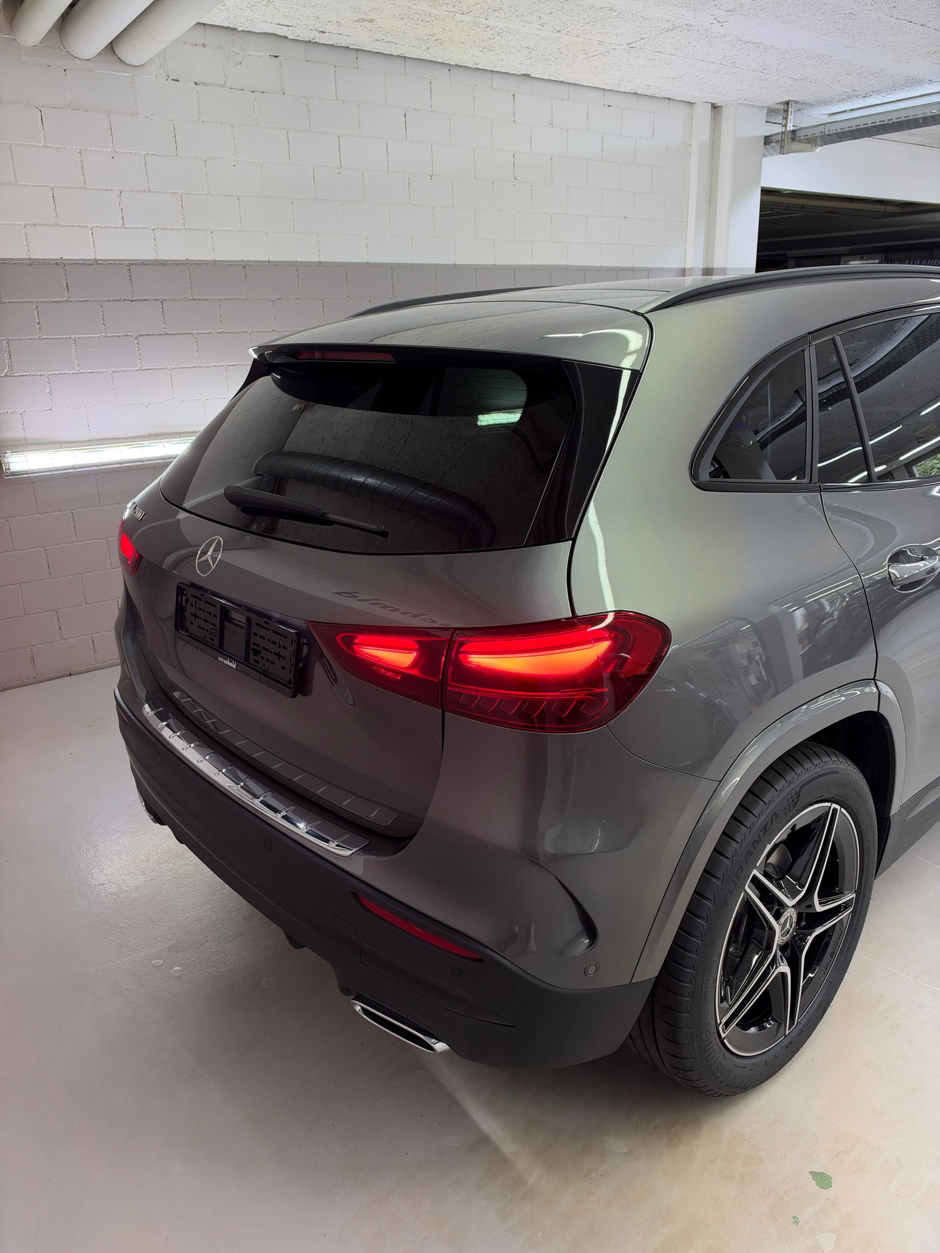 MERCEDES-BENZ GLA 200 Night Star-image-4