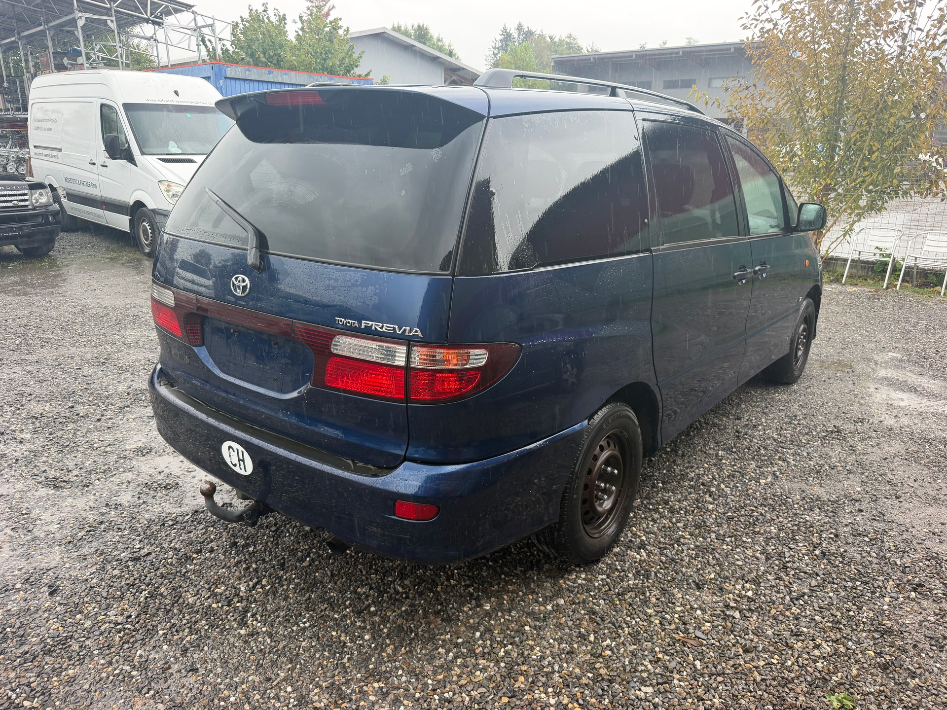 TOYOTA Previa 2.0 D4D Linea Luna-image-2