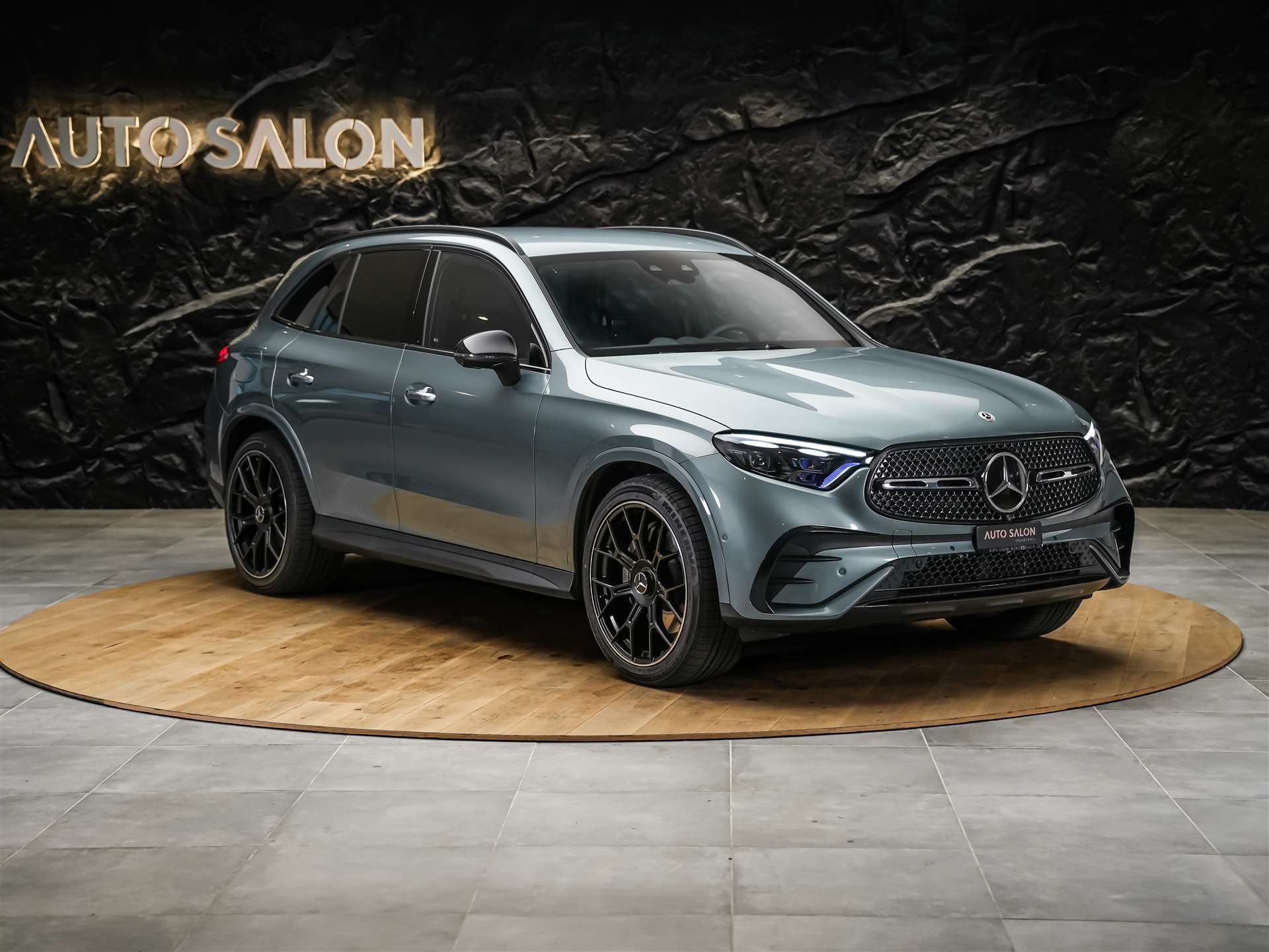 MERCEDES-BENZ GLC 300 d 4Matic AMG Line 9G-Tronic *21" Felgen*Digital Light*AHK*-image-6