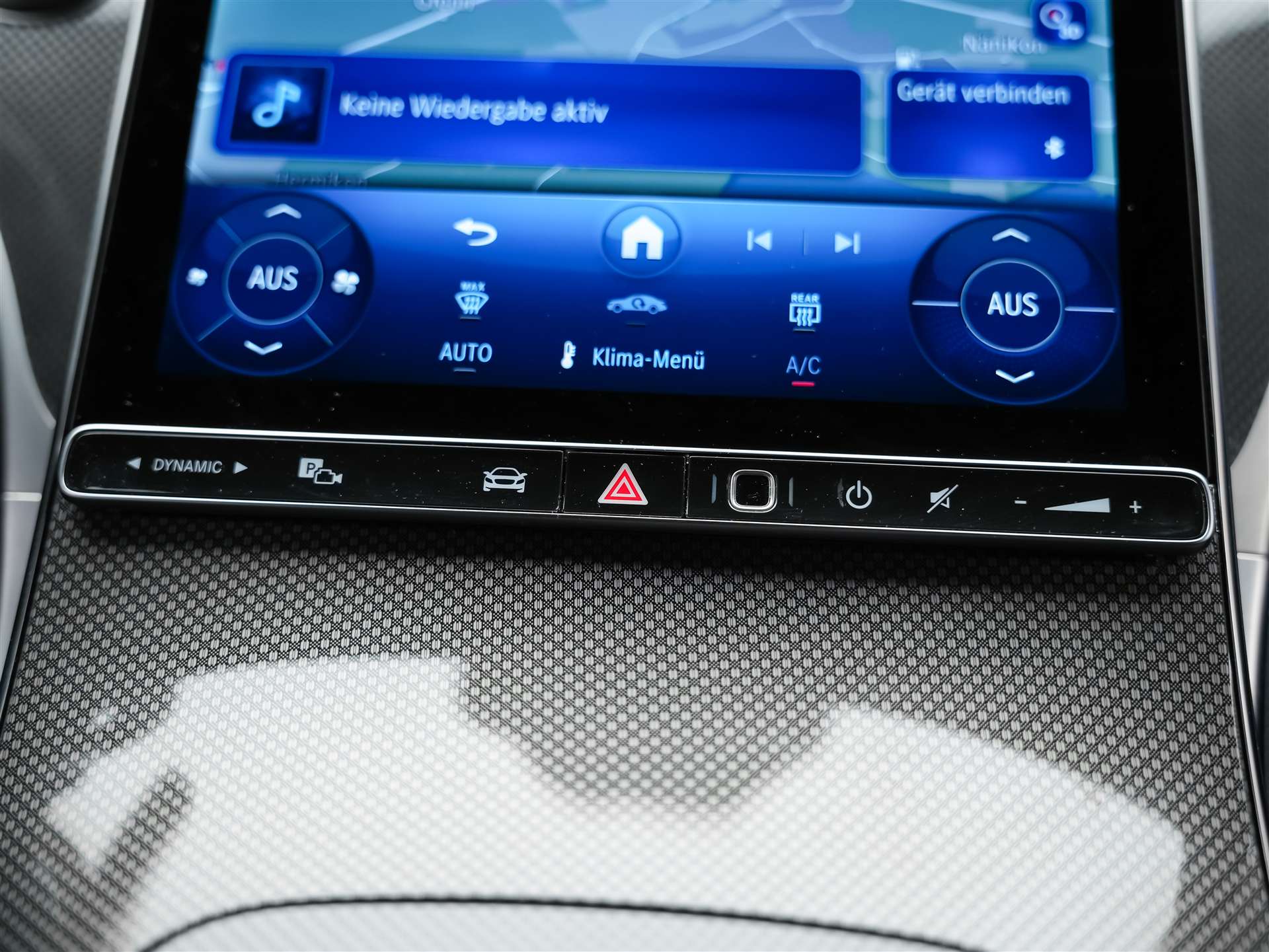 MERCEDES-BENZ GLC 300 d 4Matic AMG Line 9G-Tronic *21" Felgen*Digital Light*AHK*-image-21