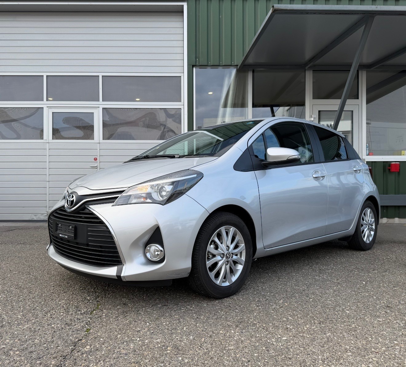 Car photo