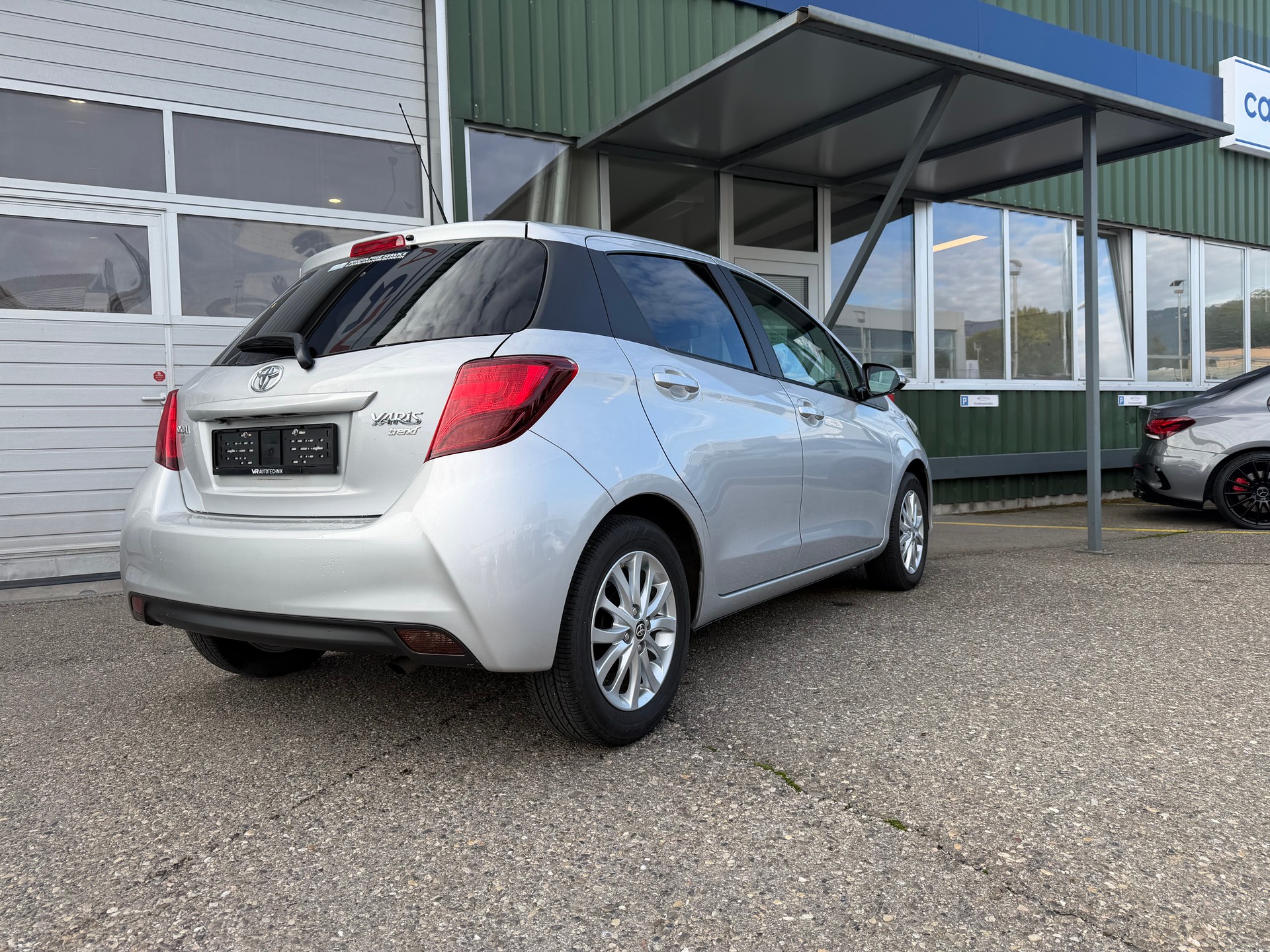 TOYOTA Yaris 1.33 Trend-image-2