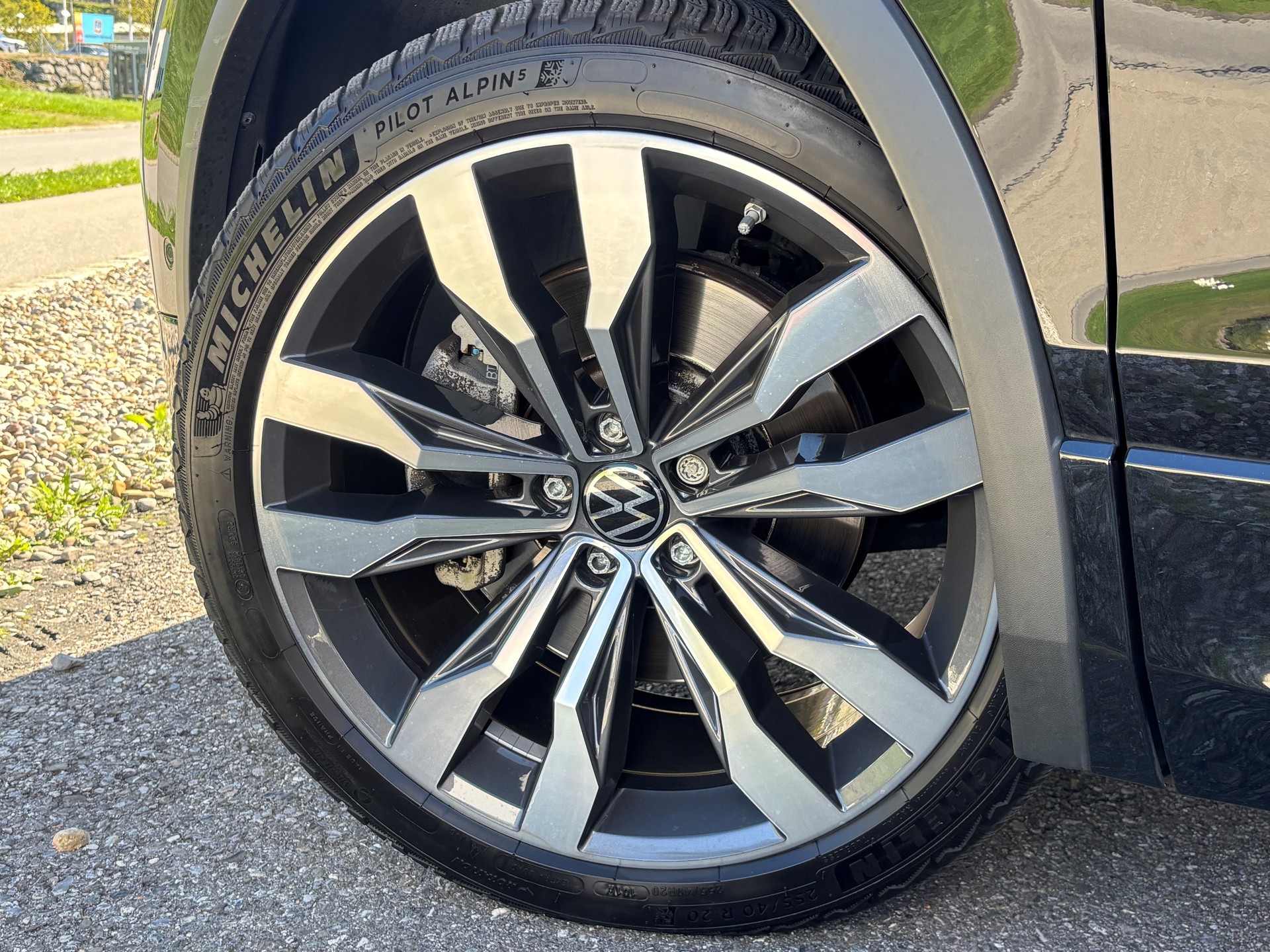 VW Tiguan Allspace 2.0TSI DSG R-Line 4Motion 7P-image-4