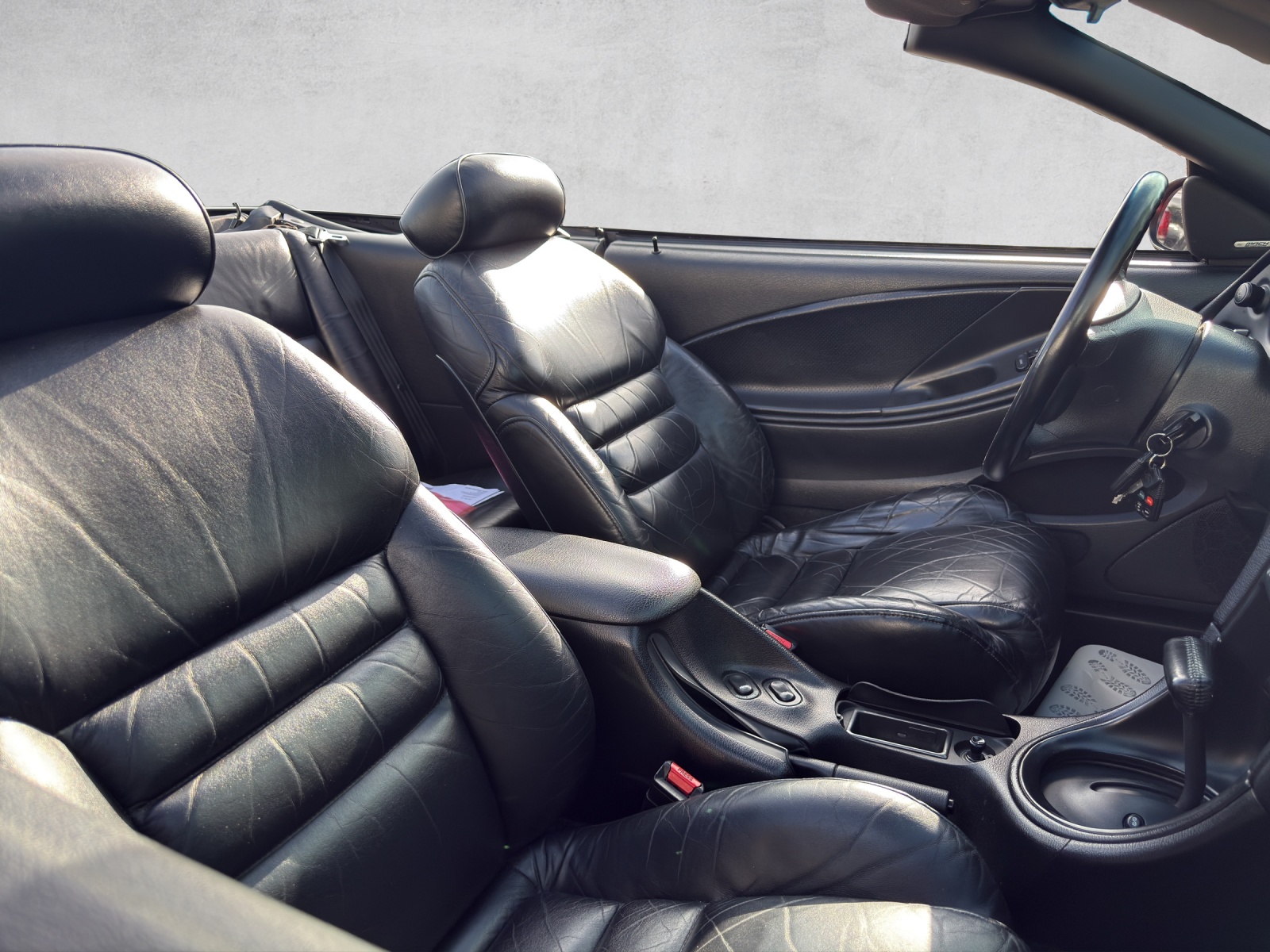 FORD Mustang Convertible 5.0 V8 GT Cabriolet-image-9