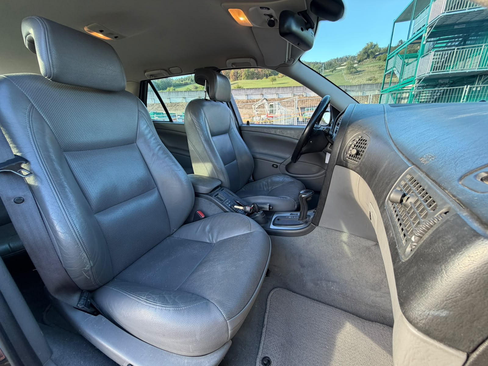 SAAB 9-5 2.3T Vector-image-17