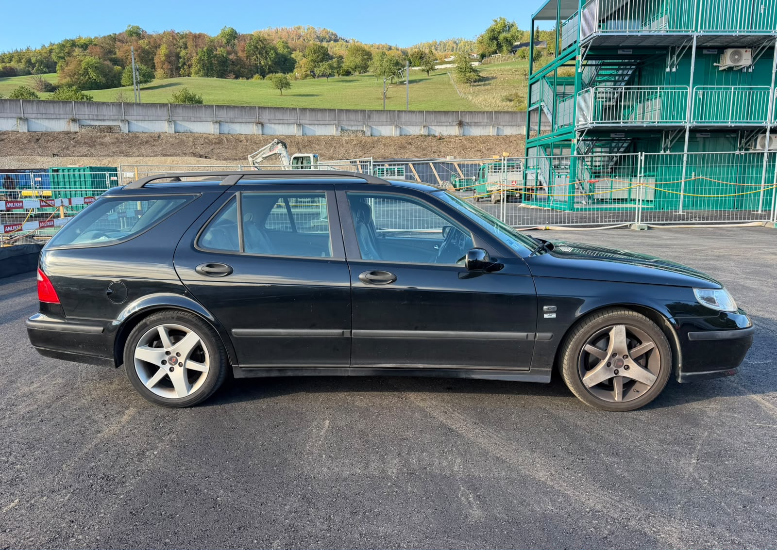 SAAB 9-5 2.3T Vector-image-5