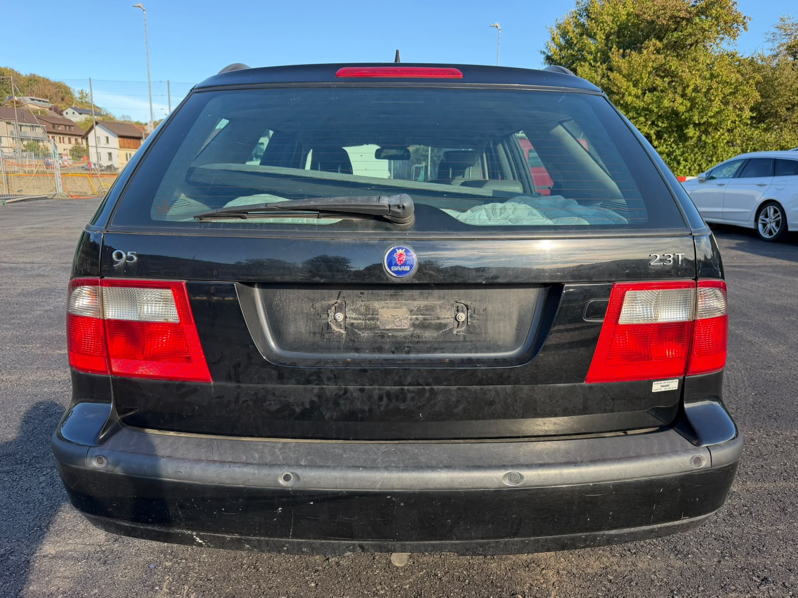 SAAB 9-5 2.3T Vector-image-3