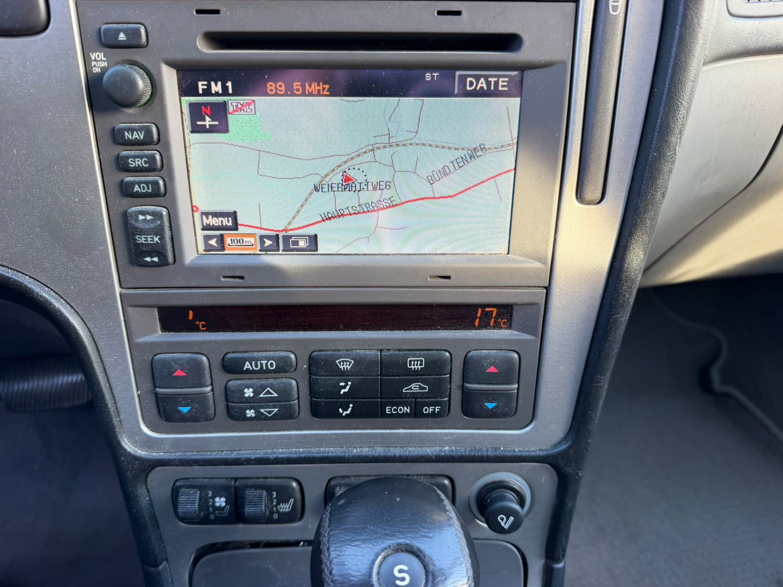 SAAB 9-5 2.3T Vector-image-22
