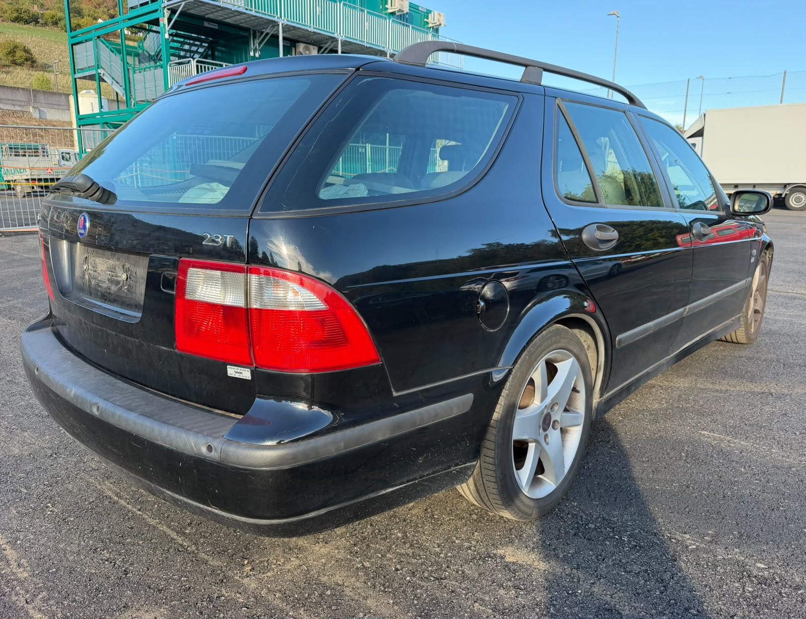 SAAB 9-5 2.3T Vector-image-4