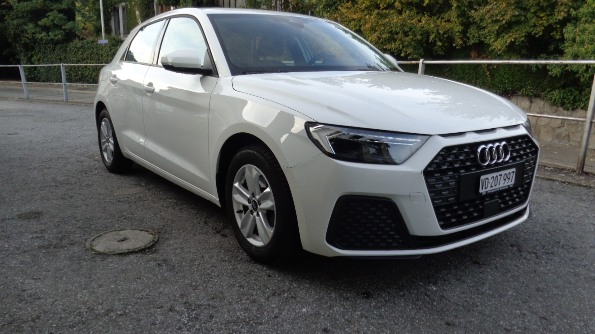 AUDI A1 Sportback 30 TFSI S-tronic-image-10