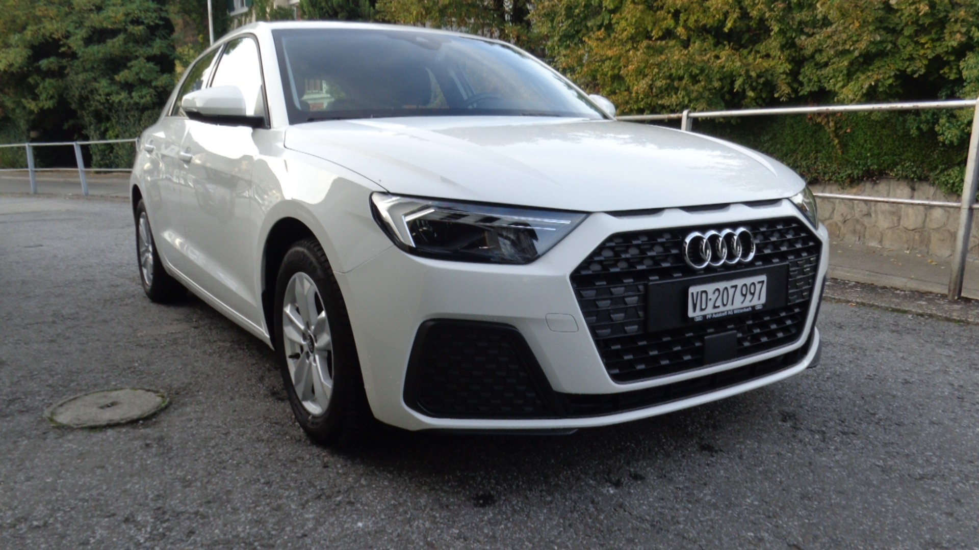 AUDI A1 Sportback 30 TFSI S-tronic-image-8