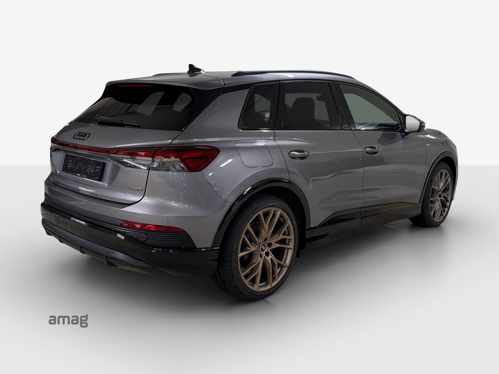 AUDI Q4 e-tron 50 quattro-image-5