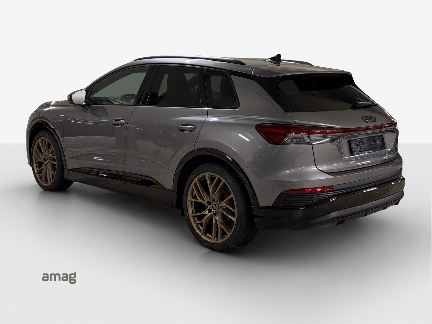 AUDI Q4 e-tron 50 quattro-image-3