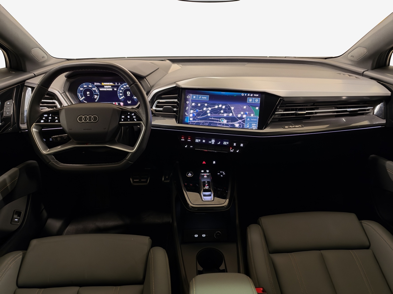 AUDI Q4 e-tron 50 quattro-image-9