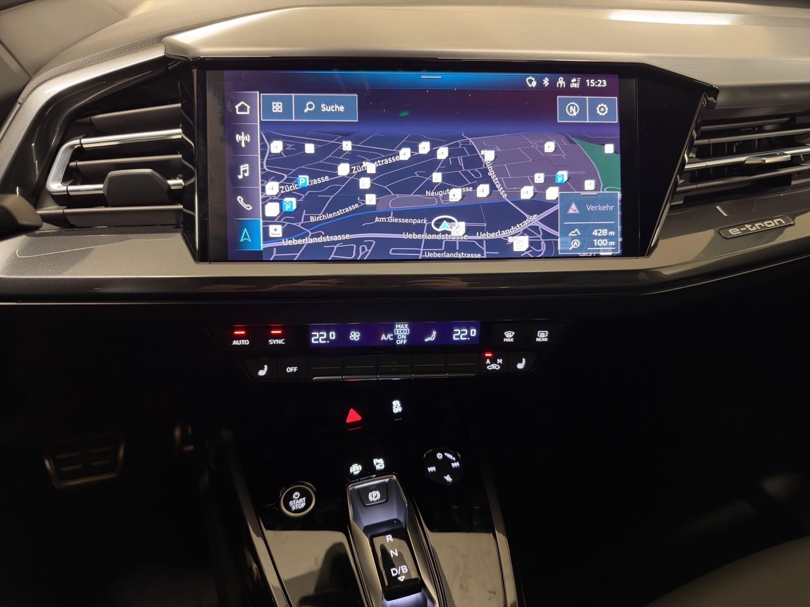 AUDI Q4 e-tron 50 quattro-image-11