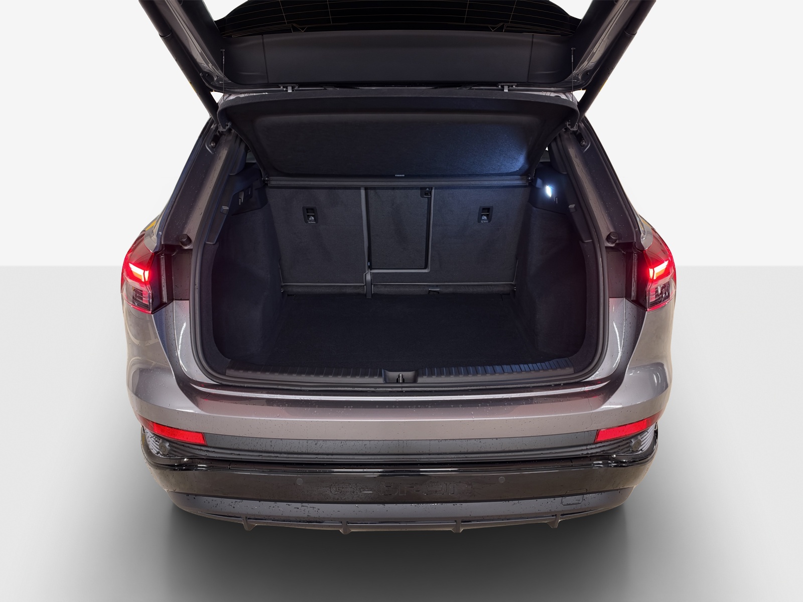AUDI Q4 e-tron 50 quattro-image-13
