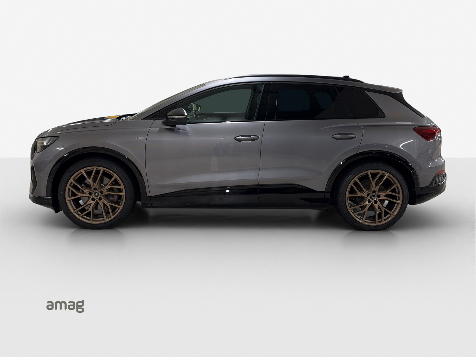 AUDI Q4 e-tron 50 quattro-image-2