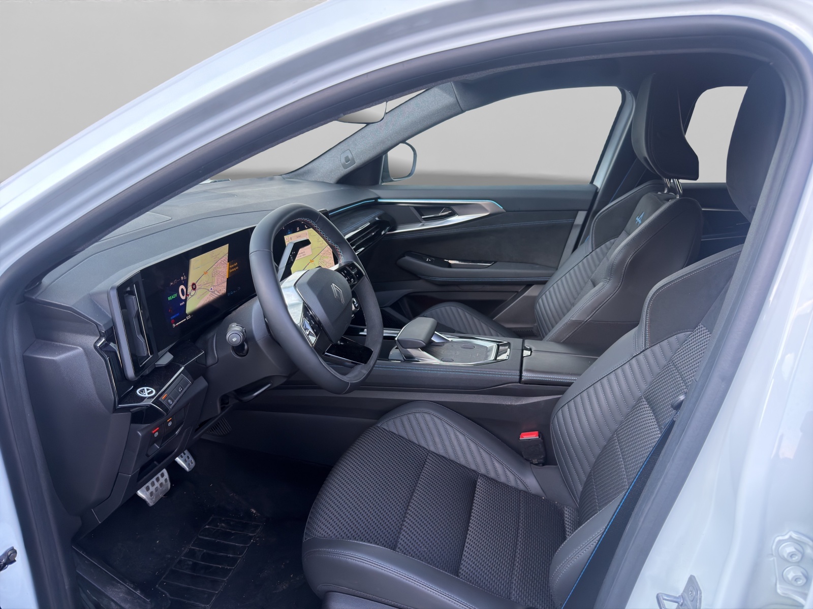 RENAULT Austral 1.2 E-Tech esprit Alpine-image-6