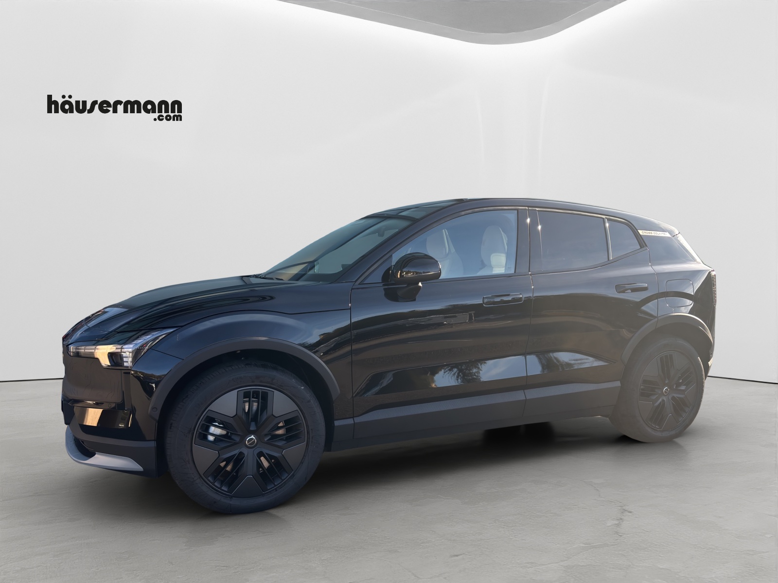 VOLVO EX30 CC P8 Ultra AWD-image-0