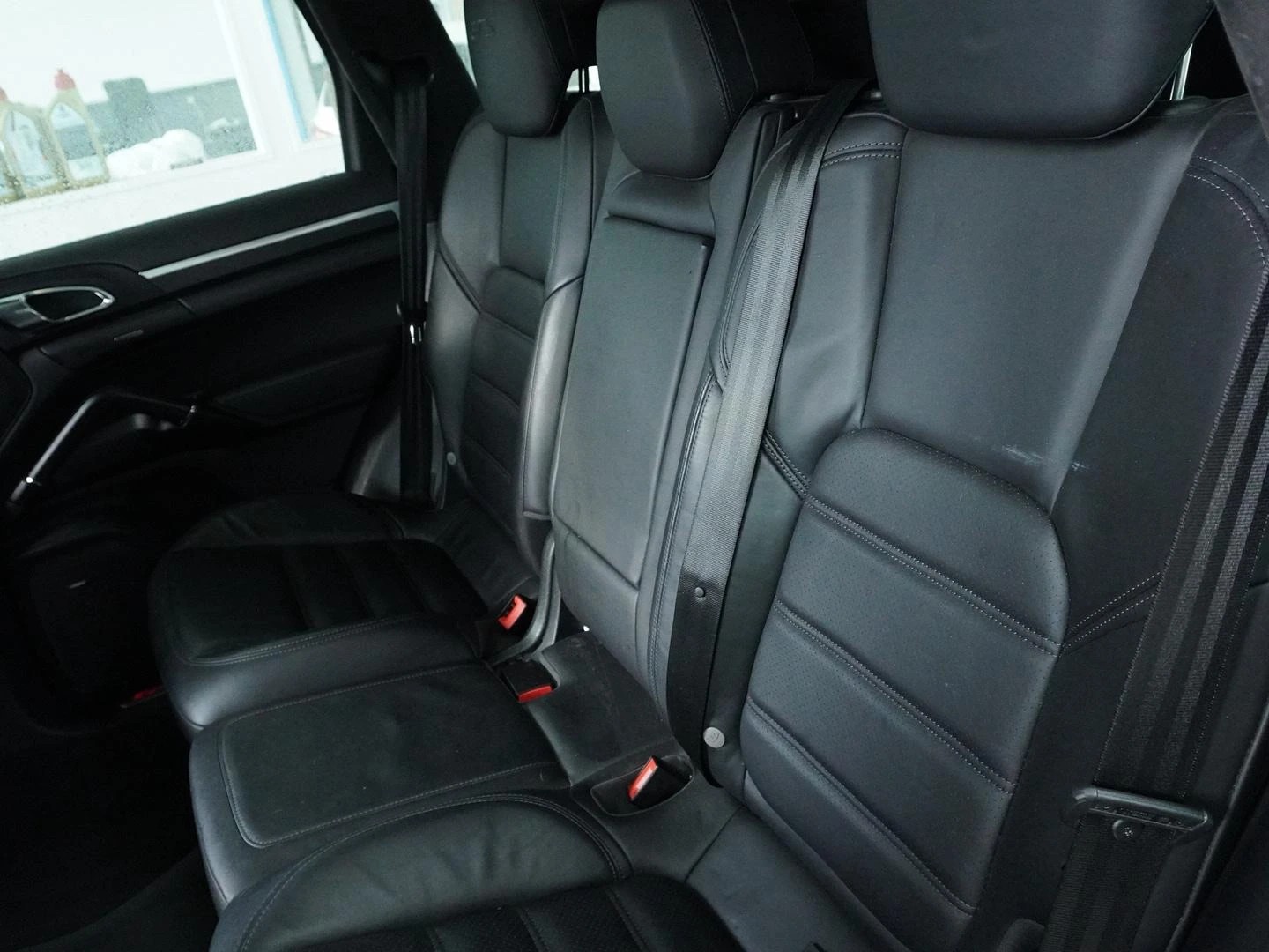 PORSCHE Cayenne GTS-image-4