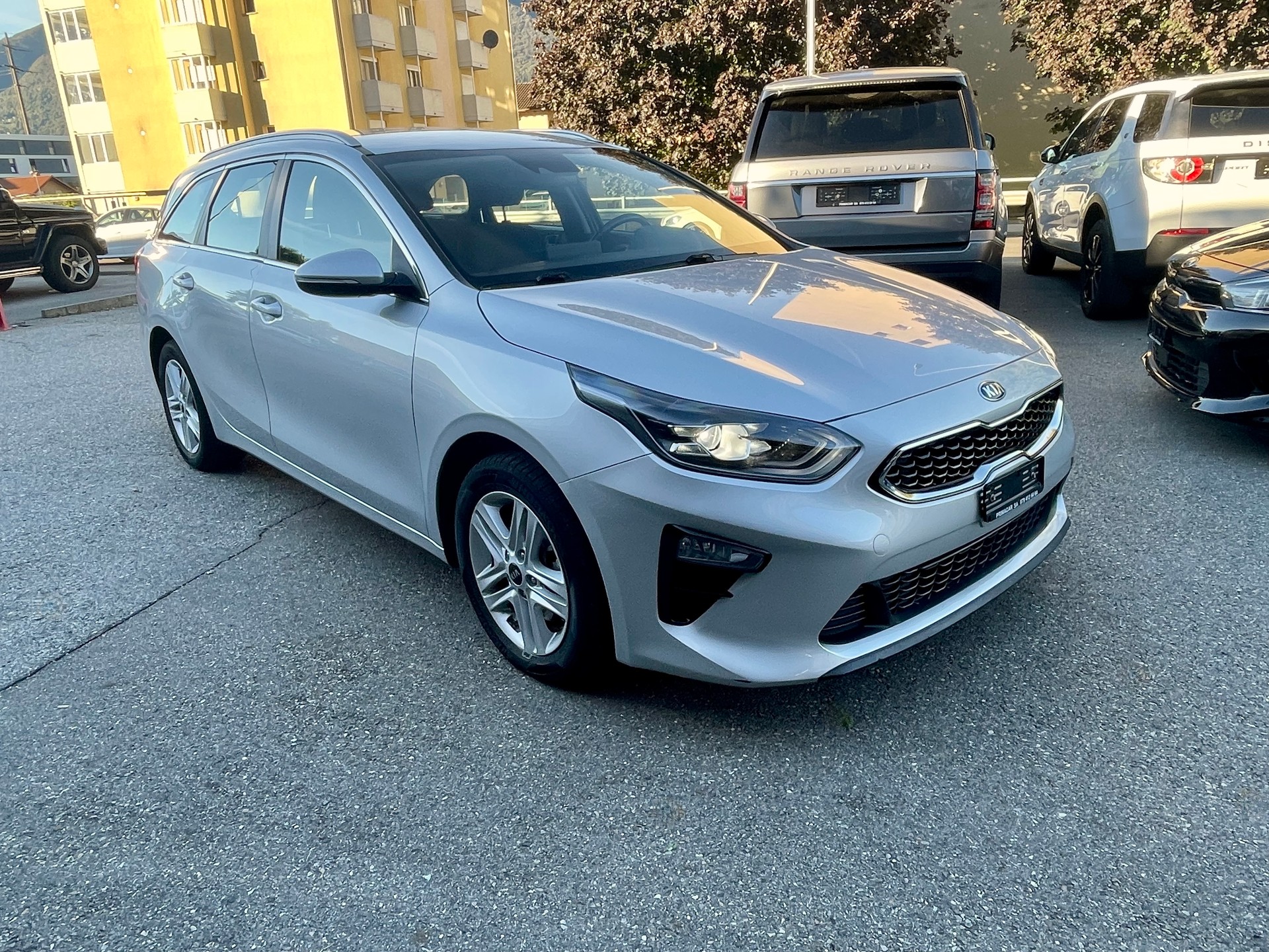 KIA Ceed Sportswagon 1.4 T-GDi Trend DCT-image-13