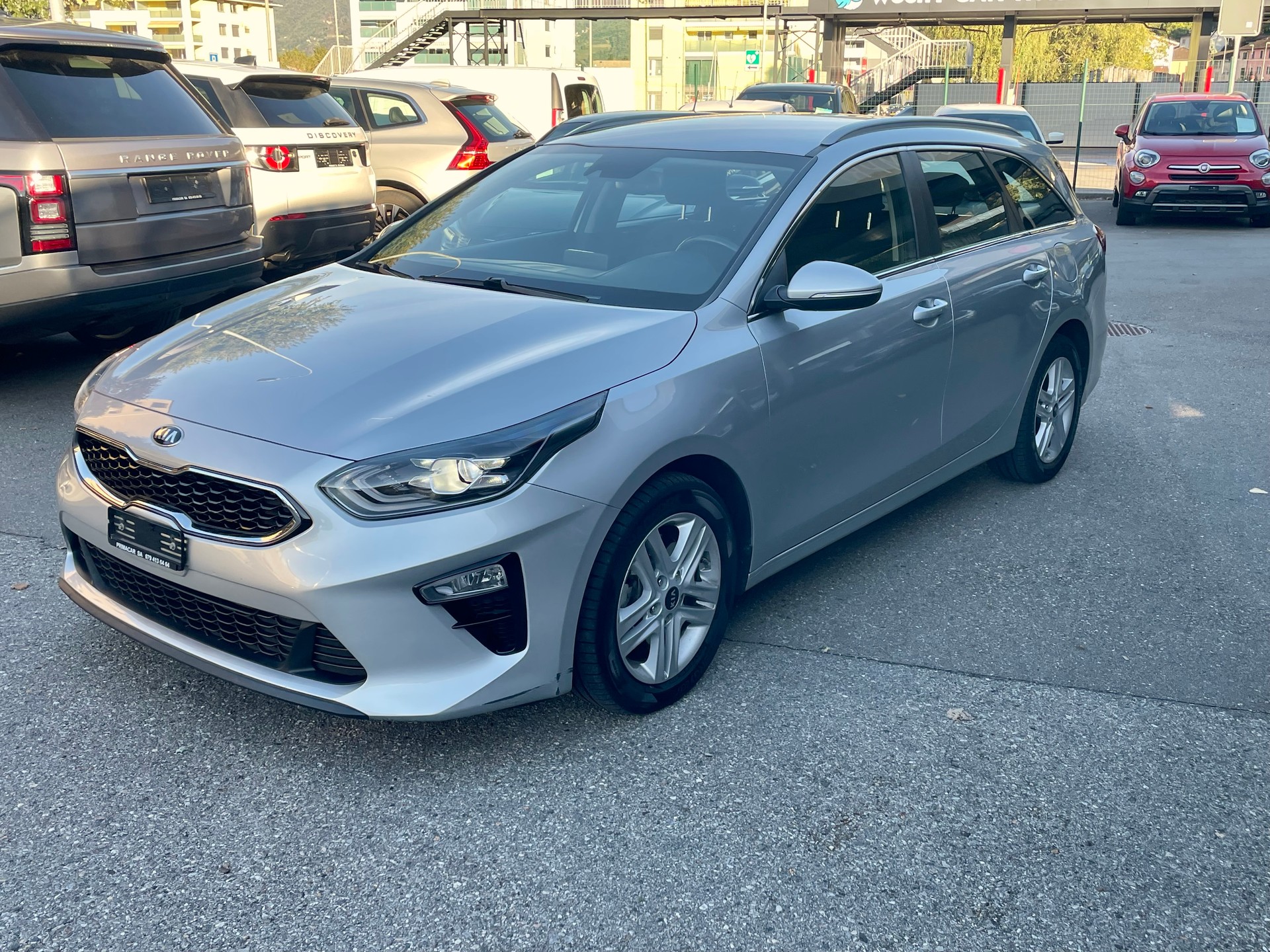 KIA Ceed Sportswagon 1.4 T-GDi Trend DCT-image-1