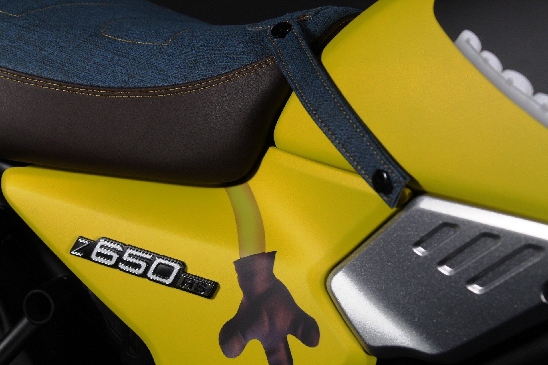 KAWASAKI Z 650 RS (50/35 KW) *Minions*-showroom-element-3
