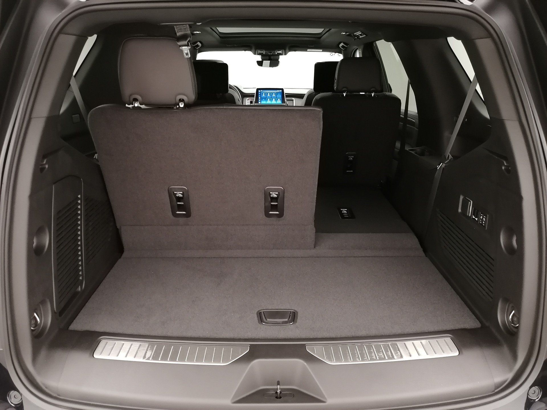 CHEVROLET Tahoe 6.2 AWD High Country-image-12