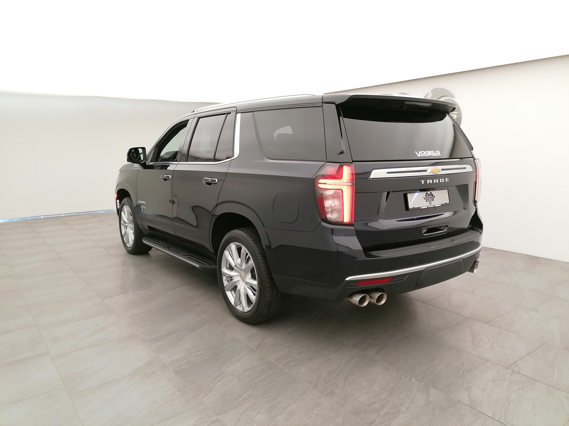 CHEVROLET Tahoe 6.2 AWD High Country-image-5