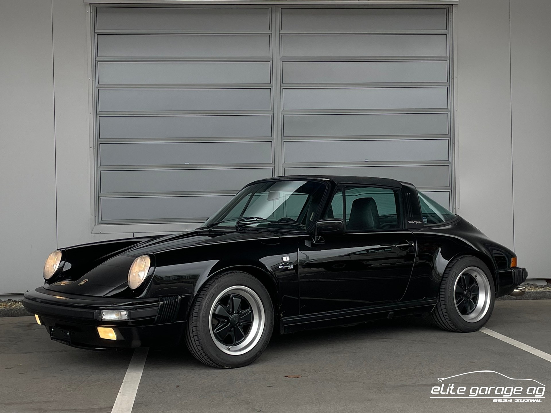 PORSCHE 911 Carrera Targa-image-0