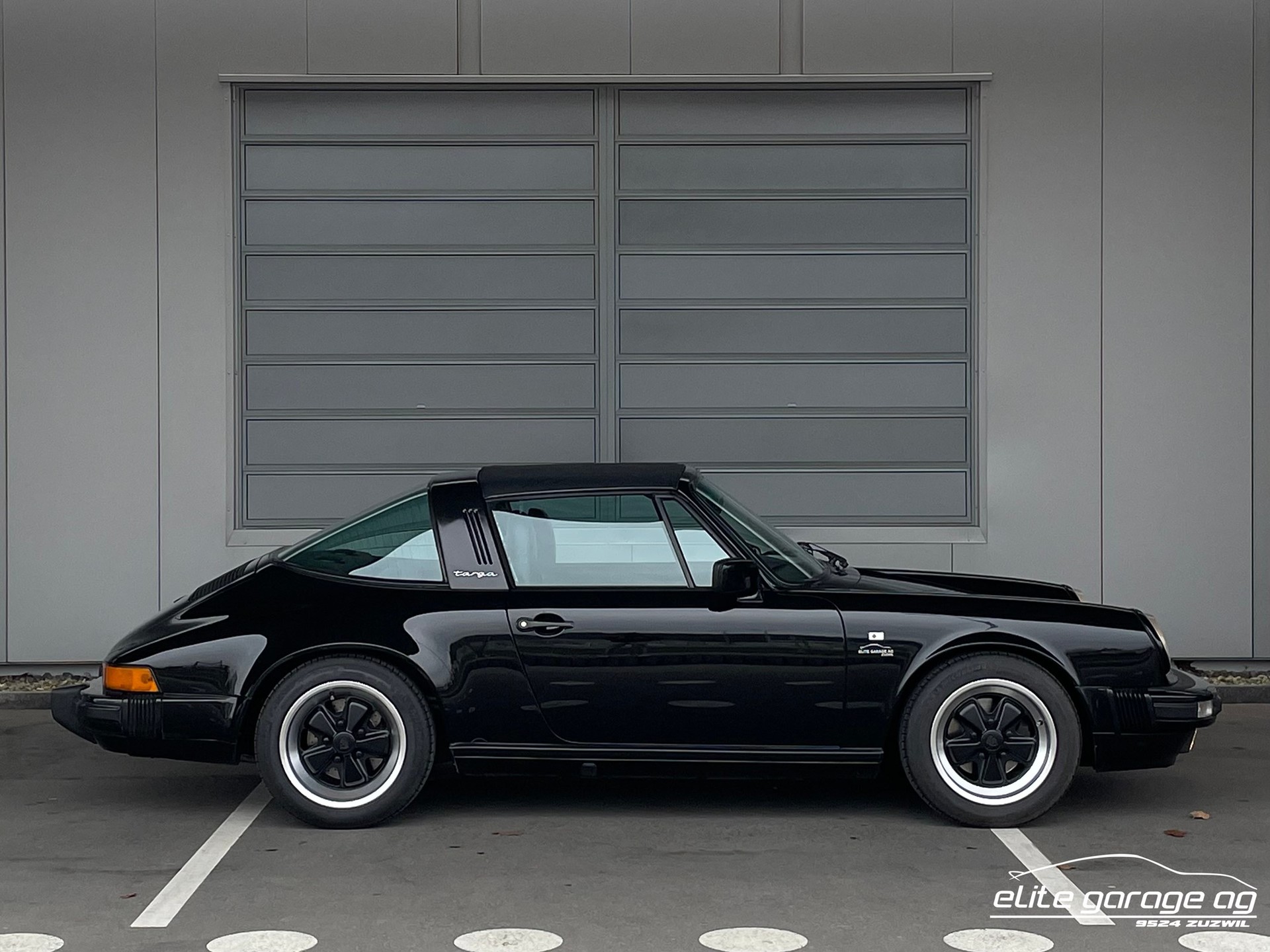 PORSCHE 911 Carrera Targa-image-5