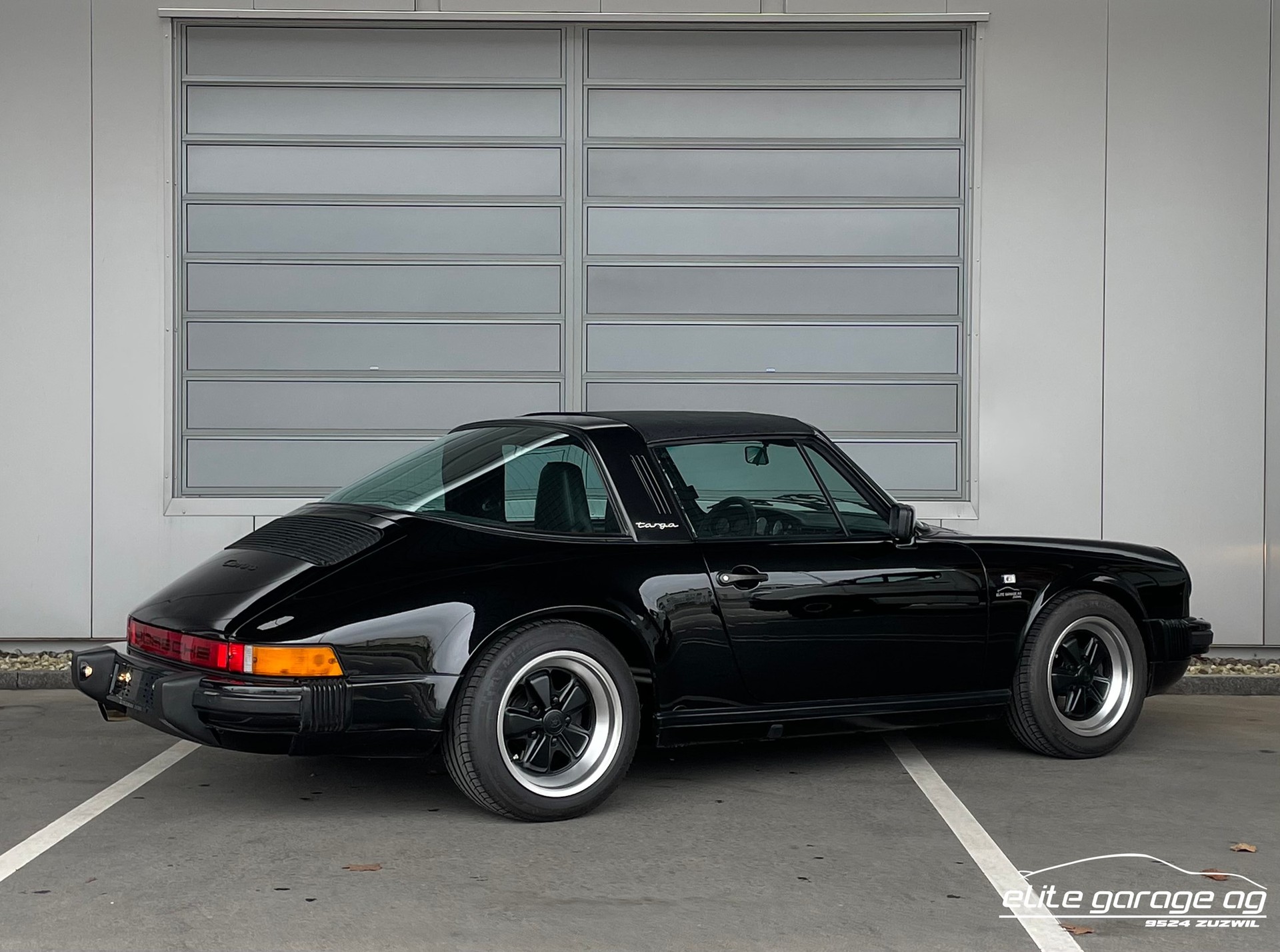 PORSCHE 911 Carrera Targa-image-4