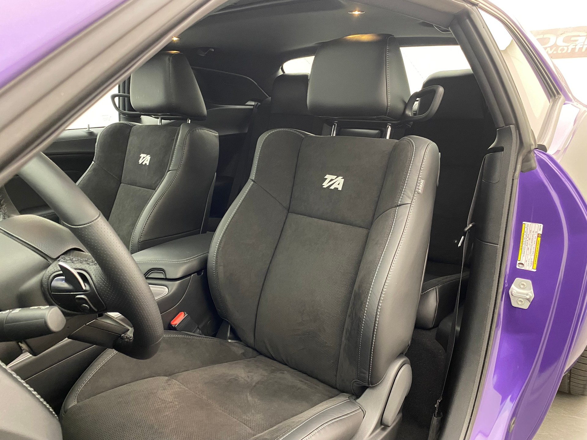 DODGE Challenger T/A 392 WB-image-6