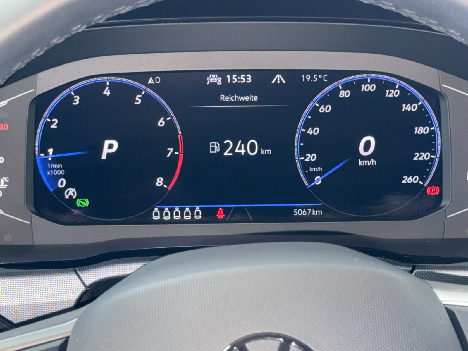 VW Touran 1.5 TSI EVO Highline DSG-image-11