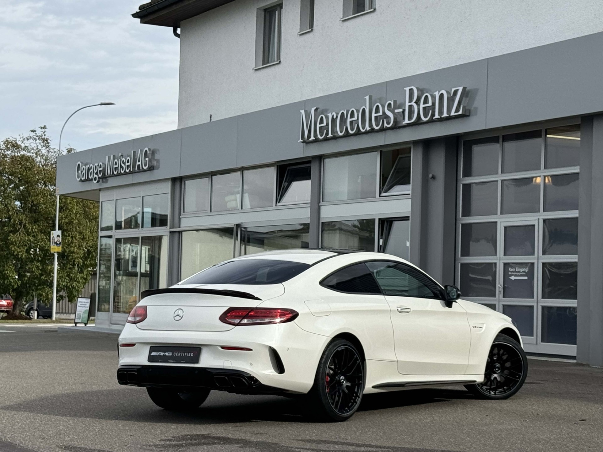 MERCEDES-BENZ C 63 S AMG Coupé-image-2
